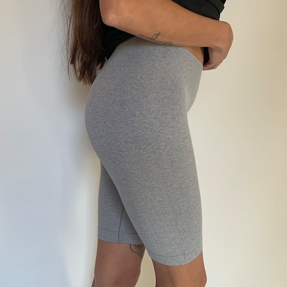 Free People Seamless Bike Shorts Heather Grey XS/S - Picture 3 of 8